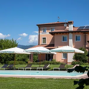 residence-regina-dei-prati.hotelinveneto.com/